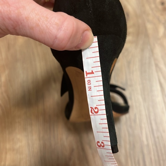 Alexandre Birman Size 38.5 Suede Heels - Picture 8 of 8